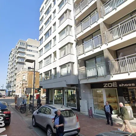Apartment Luminous, Trendy Renovated Flat Right Around The Corner Of The Beach